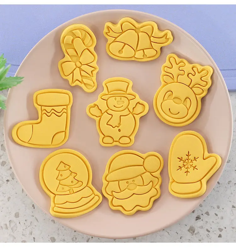 8pcs Christmas Biscuit Molds Christmas Tree Stereo Shape Cookie Mold Home DIY Baking Accessories