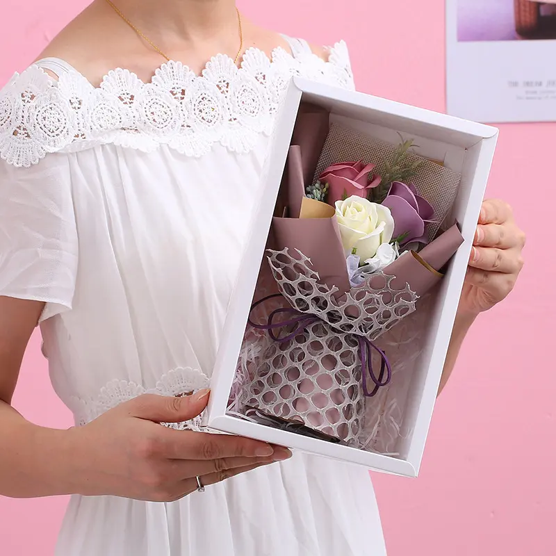 Soap Rose Bundle Gift Box for Girls Valentine's Day Teacher's Day Gift Suitable for Party Housewives Birthday Graduation Gift