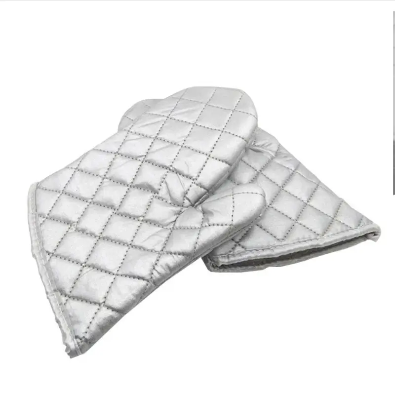 1pair Oven Mitts Kitchen Oven Microwave Gloves High Heat Resistant Long Oven Mitts Anti-scalding Silver Cloth Gloves