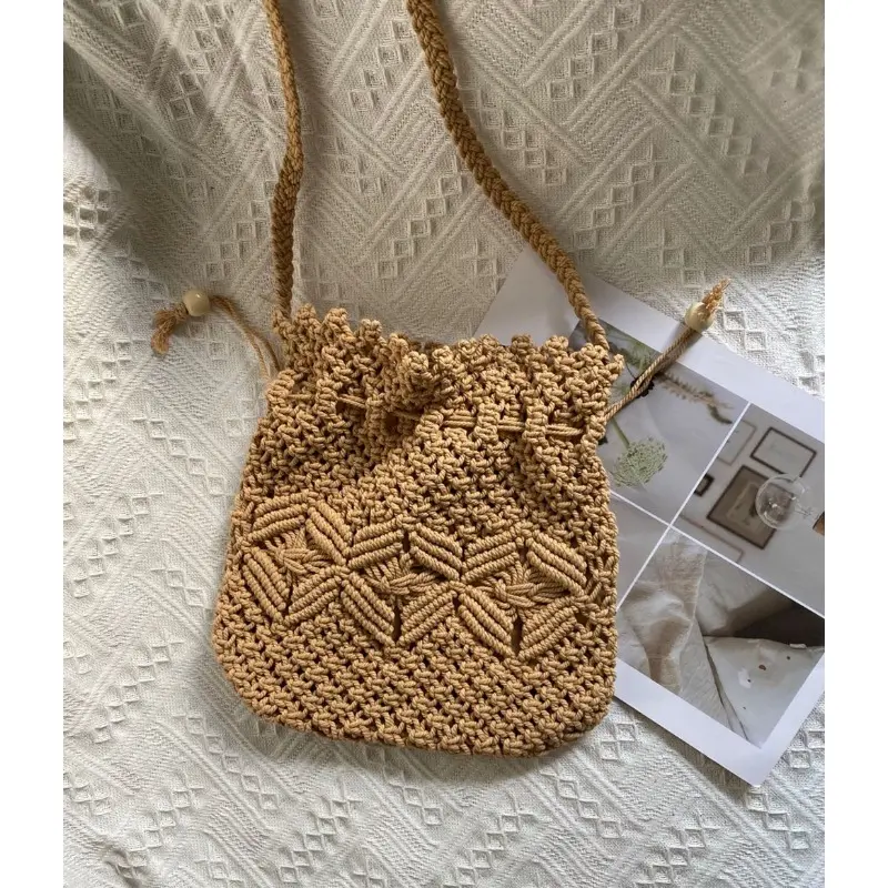 Cute Handmade Straw Bag Woven Shoulder Crossbody Bucket Bag New Fashion Casual Summer Travel Beach Bag Women Trendy Handbag