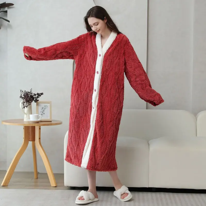 Women's Autumn and Winter Extended Sleepwear Soft Sleepwear Women's Polyester Fiber Sleepwear Thick and Warm Women's Long Style