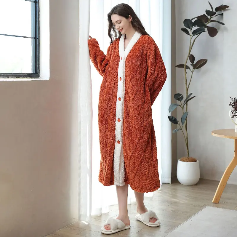 Women's Autumn and Winter Extended Sleepwear Soft Sleepwear Women's Polyester Fiber Sleepwear Thick and Warm Women's Long Style