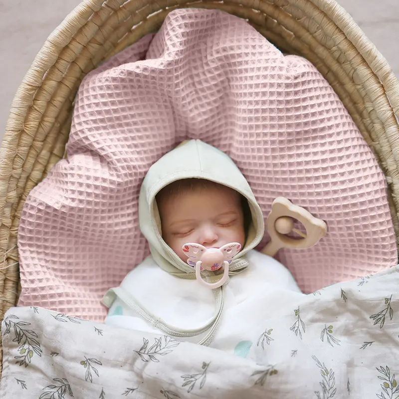 Carpet Holding Blanket For Boys Girls Newborn Summer Baby Swaddle Wrap Receiving Blankets Cotton Toddler Bath Towel Crib Quilts