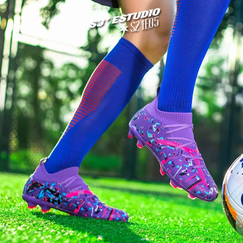 Soccer Shoes Long Spikes Soccer Cleats Indoor Sports Shoes Professional Football Boots Drop Shipping Unisex Breathable Soft