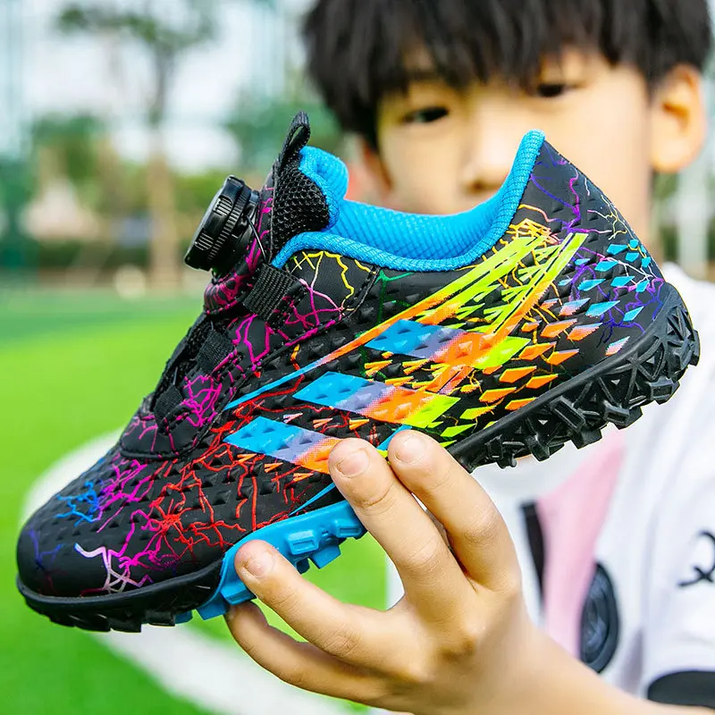 New Children's Football Shoes Outdoor Soccer Training Long Spike Sports Boots Men High Top Anti Slip Soccer Sneakers Size 30-39