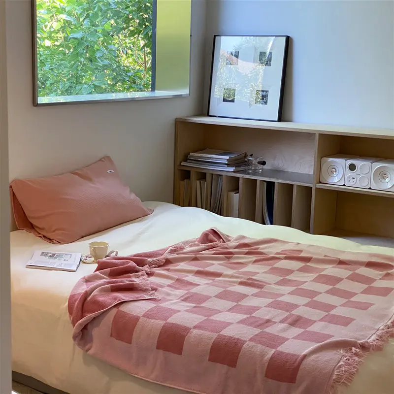Retro Chessboard Plaid Blanket Soft Checker Plaid Pattern Nap Blanket Pure Cotton Color Matching Tassel Air Conditioning Blanket