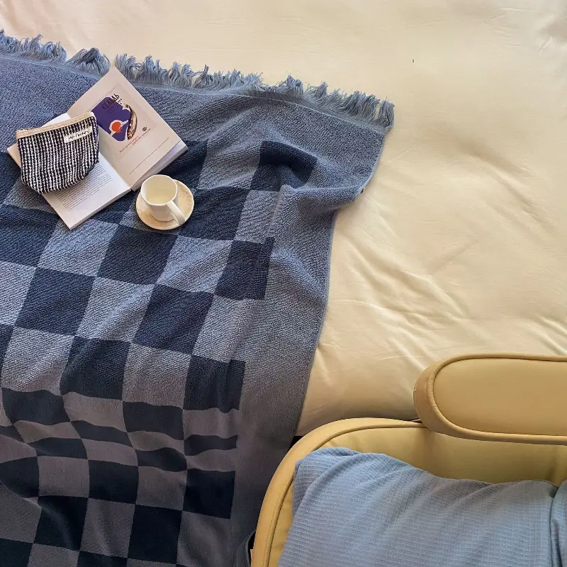 Retro Chessboard Plaid Blanket Soft Checker Plaid Pattern Nap Blanket Pure Cotton Color Matching Tassel Air Conditioning Blanket