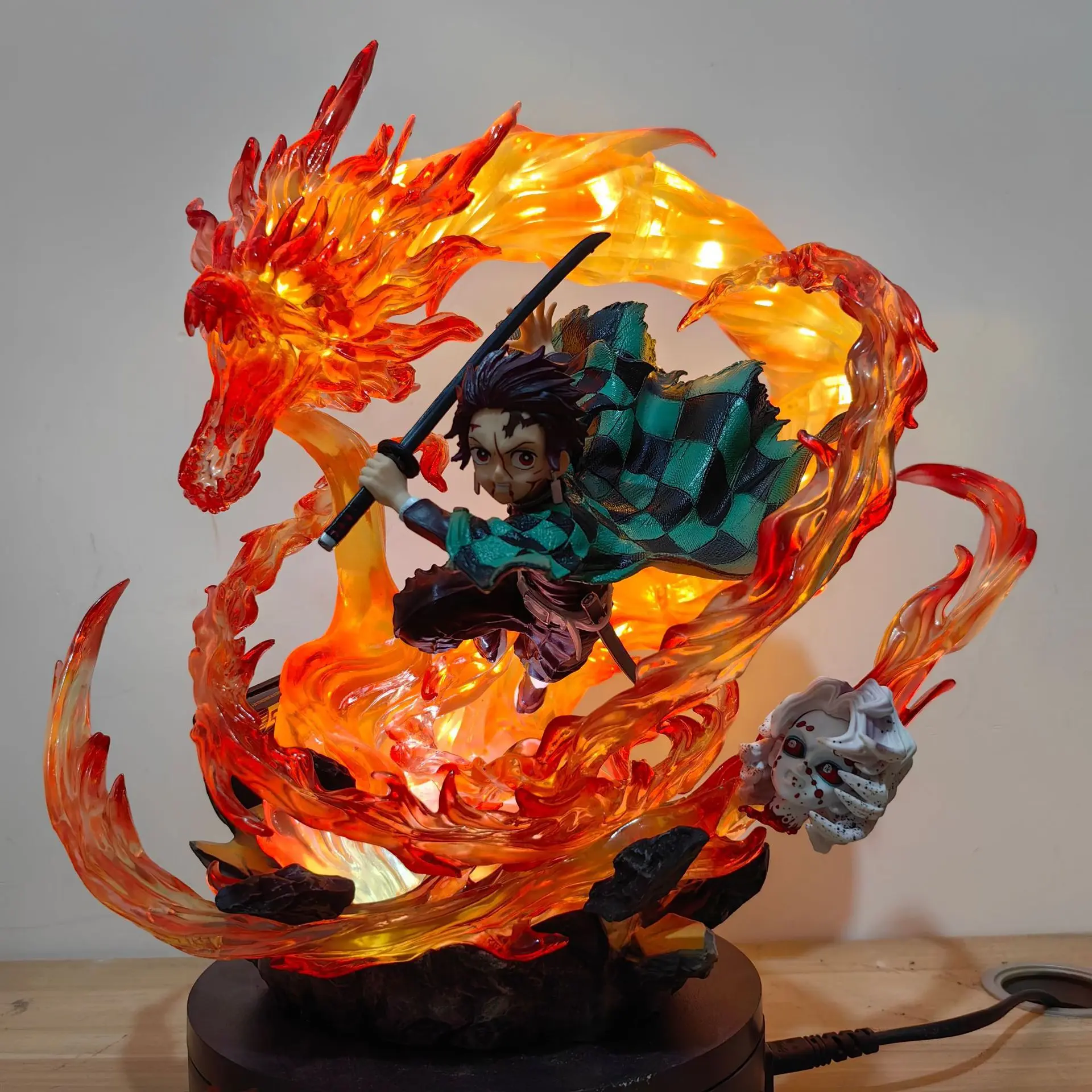 30cm Demon Slayer Anime Figurine Tanjirou Kamado Pvc Action Figure model dolls Gk Statue Fire Dragon Withled Light Decor toy gif