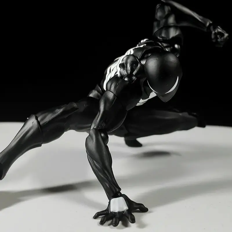 Bandai Mess Toys Black Suit Spiderman Figure Kaine Parker Scarlet Spider Action Figures Anime Symbiote Spider-Man Model Gift