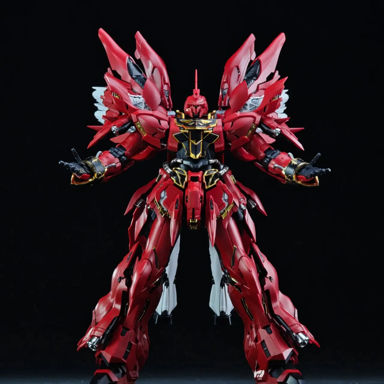 In Stock Comet Model 1/100 MG The Red Comet MSN-06S Sinanju GK Sytle Assembly Model Kit Plastic Model Kits Action Figure Toy