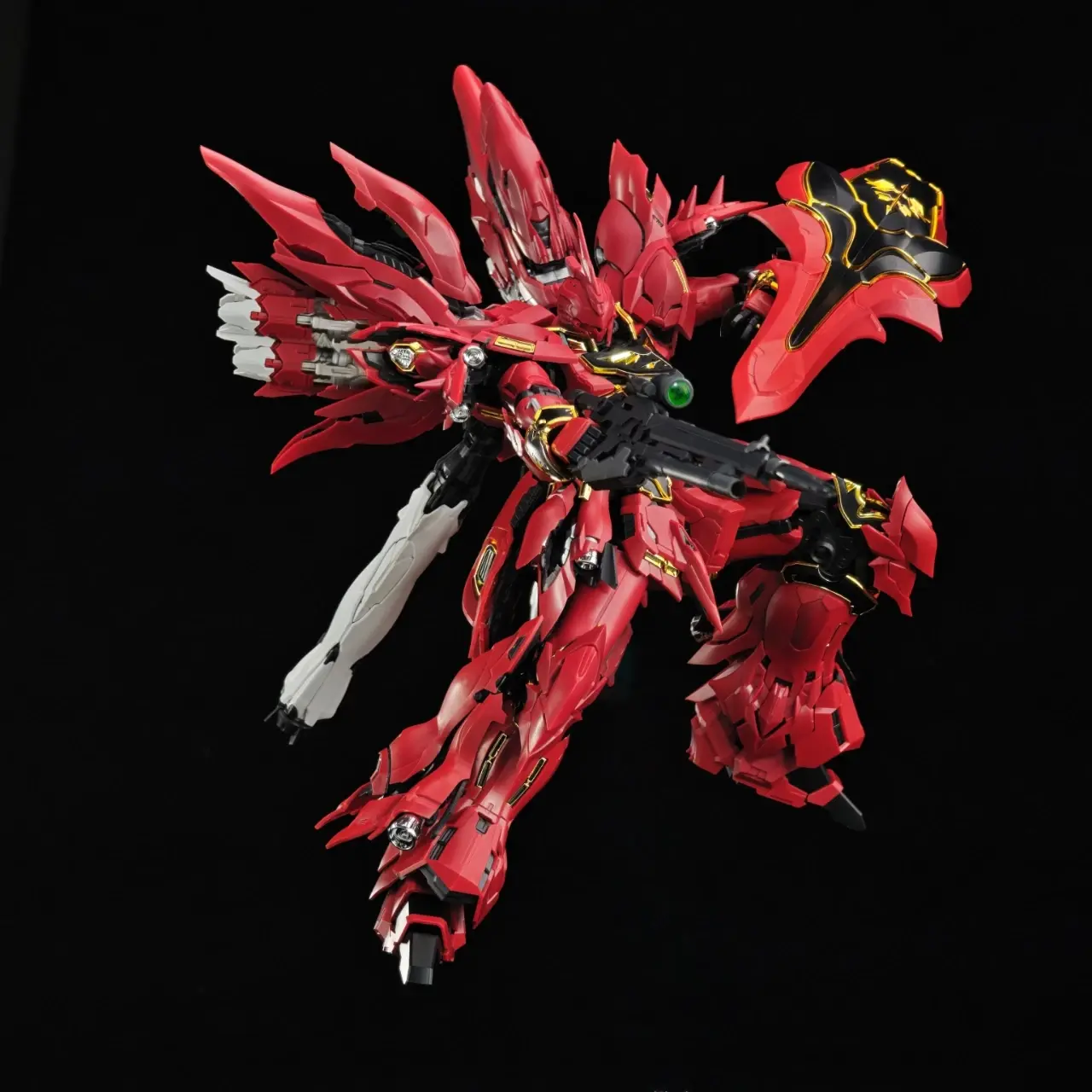 In Stock Comet Model 1/100 MG The Red Comet MSN-06S Sinanju GK Sytle Assembly Model Kit Plastic Model Kits Action Figure Toy