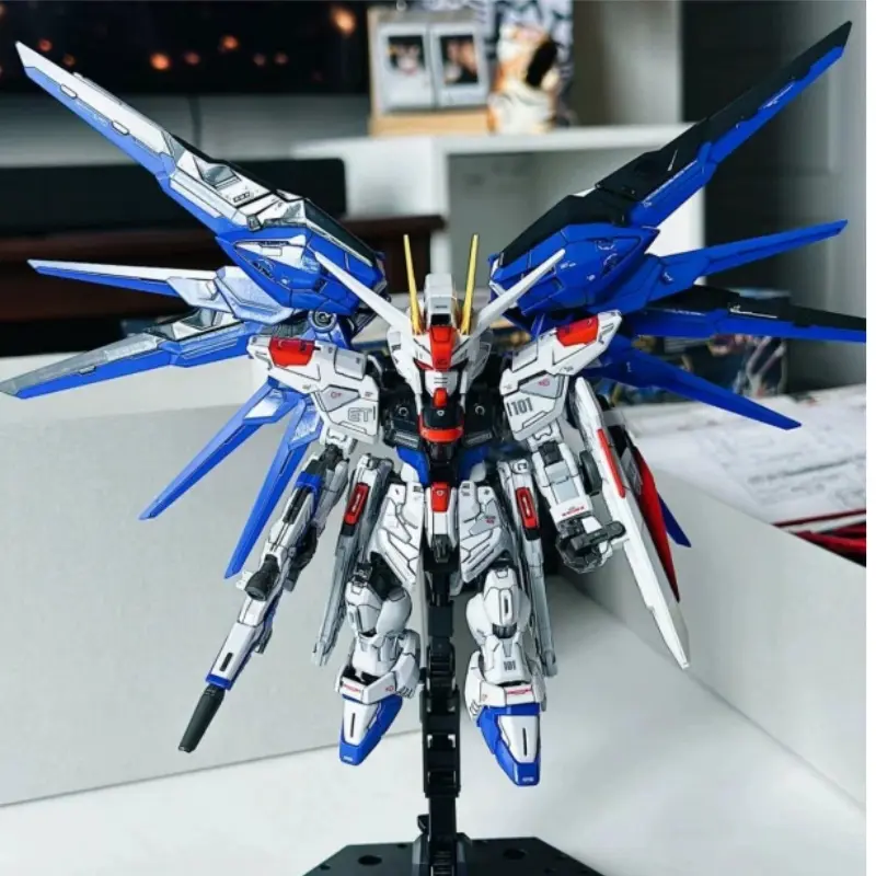 GAOGAO MGSD SEED ZGMF-X10A Assemble Mecha Model  Freedom Model Kit With Stickers AndPlatforms Assembling Anime Statue Toys  ﻿