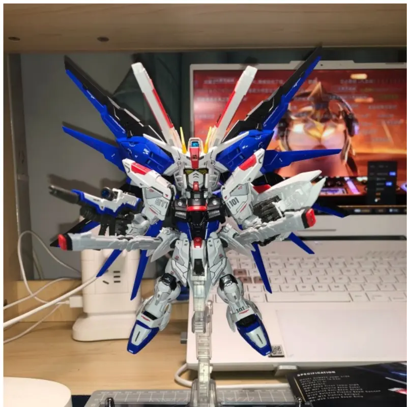 GAOGAO MGSD SEED ZGMF-X10A Assemble Mecha Model  Freedom Model Kit With Stickers AndPlatforms Assembling Anime Statue Toys  ﻿