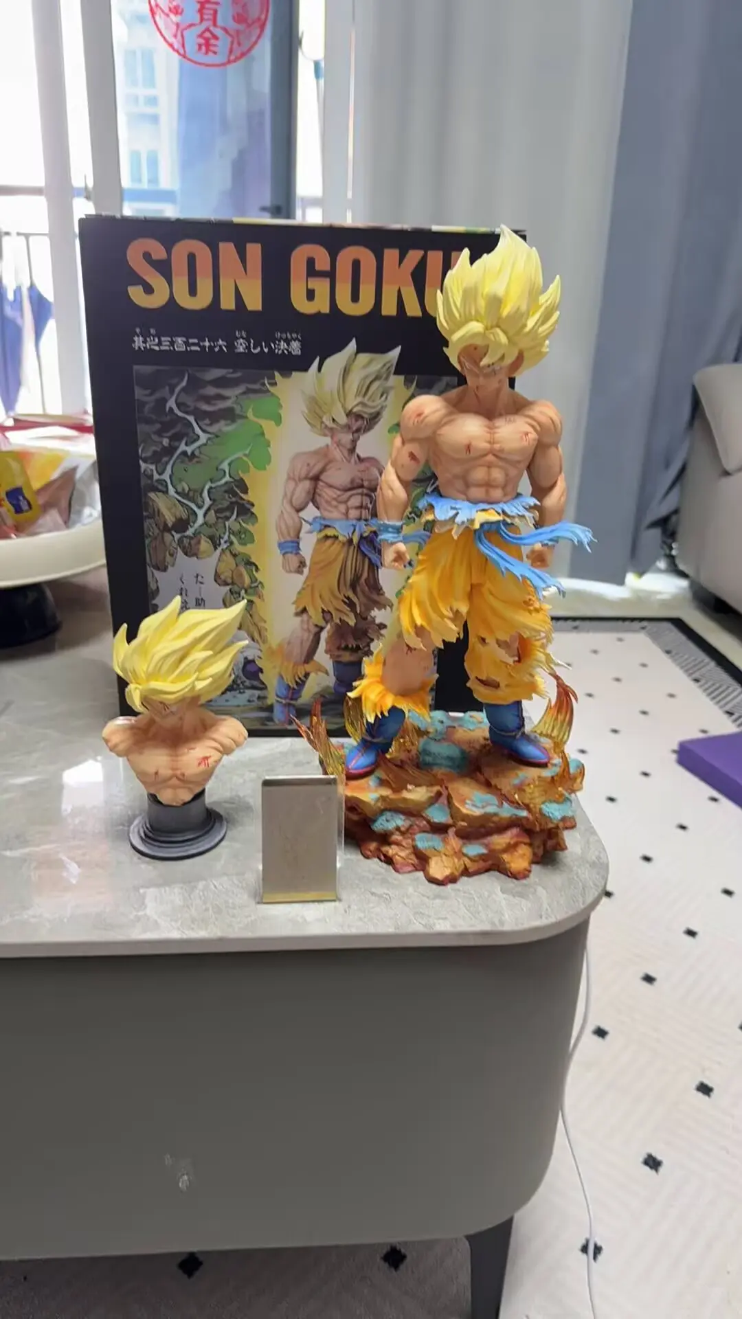 Jt Statue Dragon Ball Z Son Goku Figure Replaceable Heads Led Base Super Saiyan Goku Action Figures Collection Model Toys Gifts
