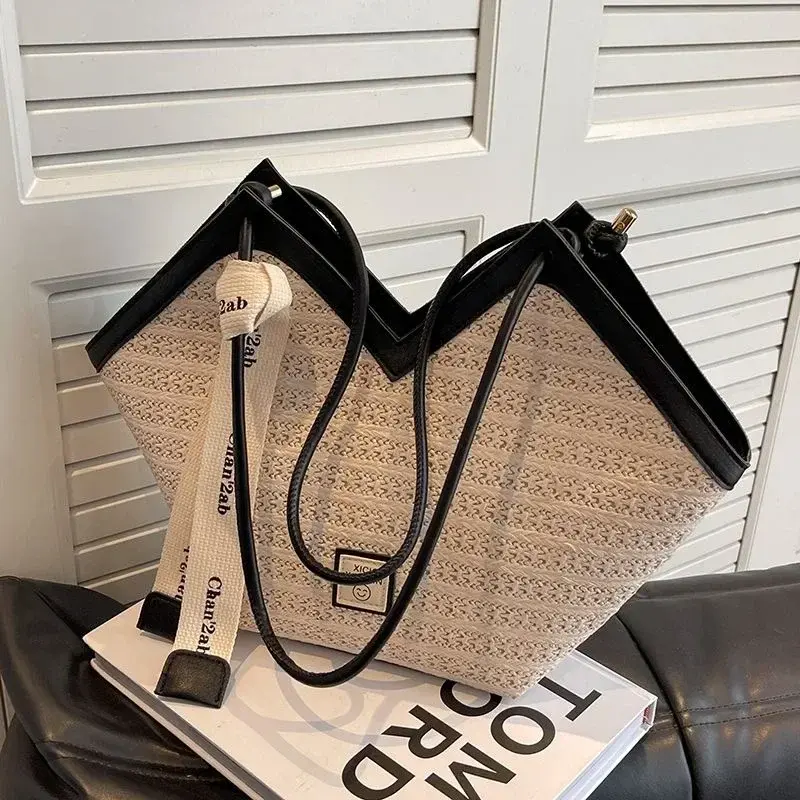 Straw Leisure Capacity Beach Shoulder Bag Retro Handmade Woven Shoulder Bag Summer Leisure Bag Commuting Women's Handbag