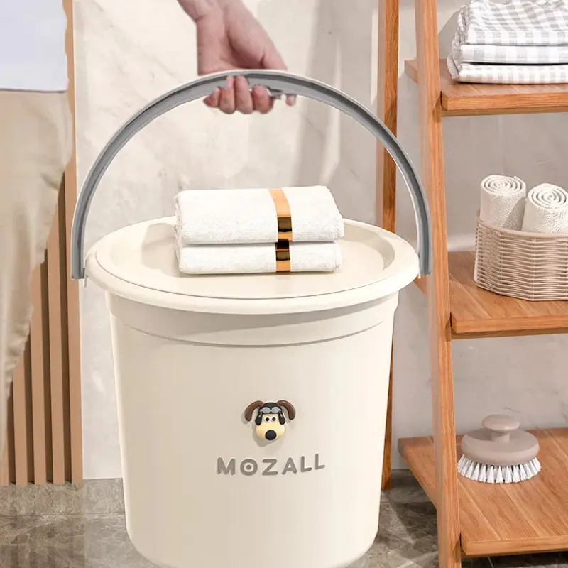 Covered Basin Water Bucket Simple and Large Capacity Student Dormitory Thick Portable Household Toiletries Plastic Bucket