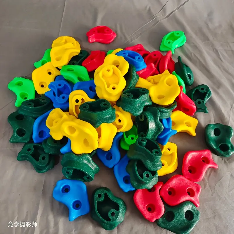 324