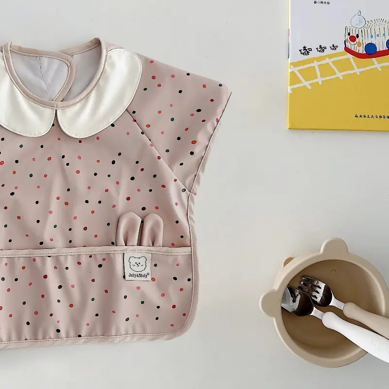 Cute Baby Bibs Toddler Baberos Bavoir Waterproof Short Sleeve Apron Cartoon Animals Children Feeding Smock Bib Baby Stuff