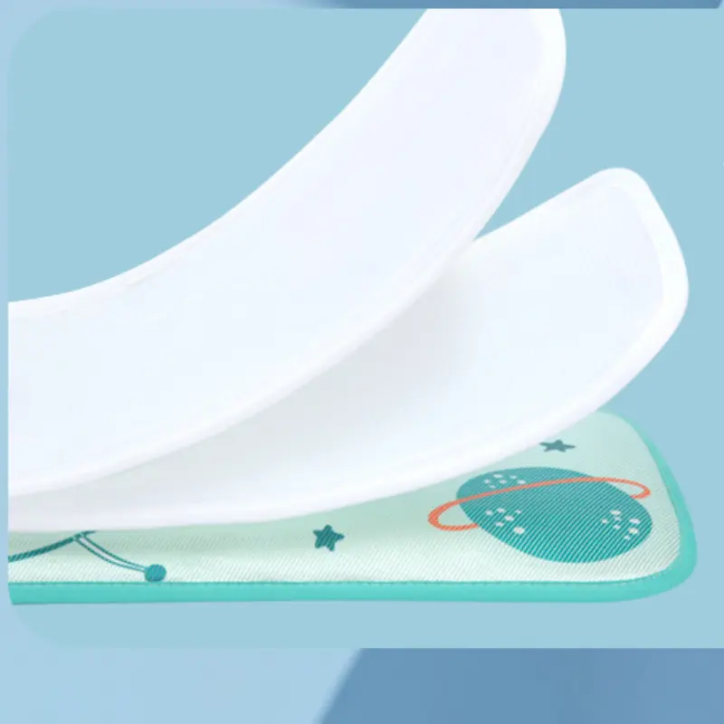 Newborn Baby Pillow Ice Silk Cool Soft Skin-Friendly Summer Moisture Absorption Breathable Baby Corrective Head Pillow Bedding