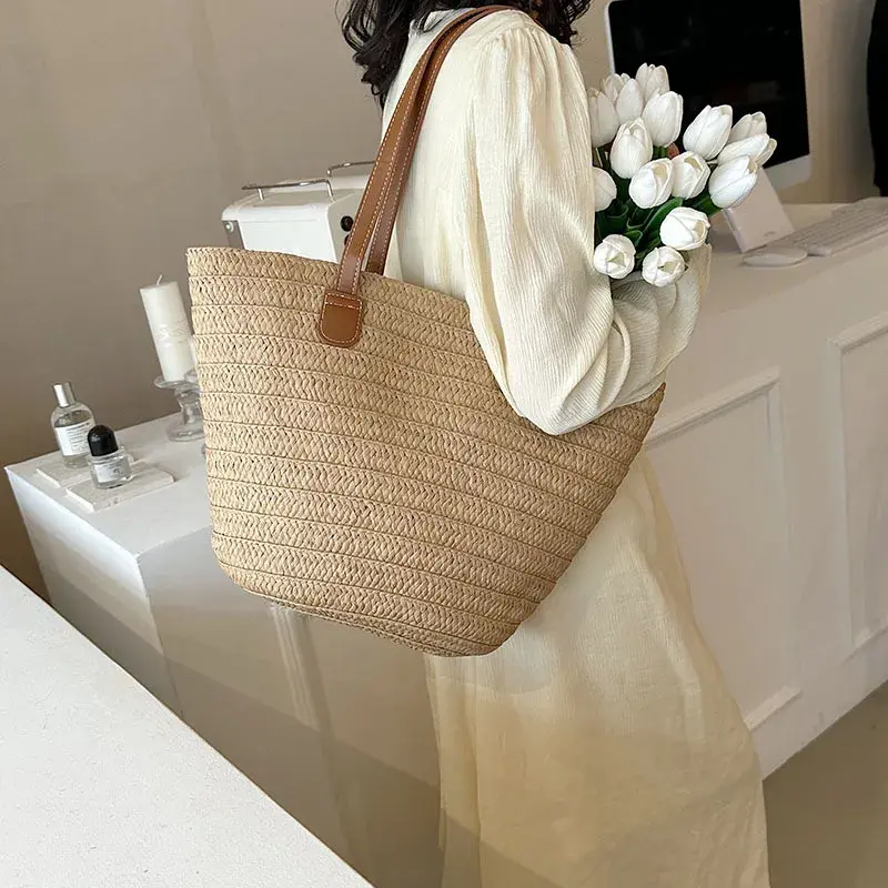 Women's Large Capacity Shoulder Bag Summer Woven Basket Handbag Fashionable Women's Beach Bag Bali Shopping Handbag Shoulder Bag