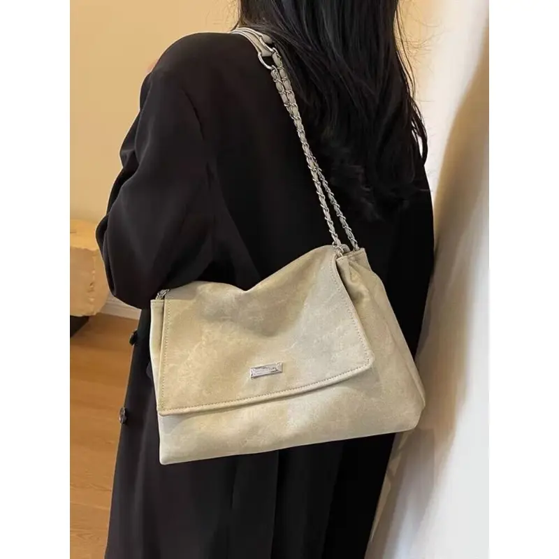 Ladies Fashion Commuter Retro Large Capacity Shoulder Bag Fashion Chain Handbag Girls Simple Crossbody PU Material
