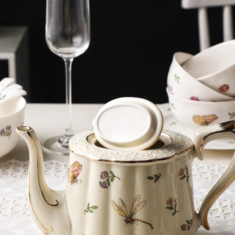 European Retro Coffee Cup Porcelain Tableware Flower Plate Bowl Pot Ceramic Tableware Set Personalized Dish Plate
