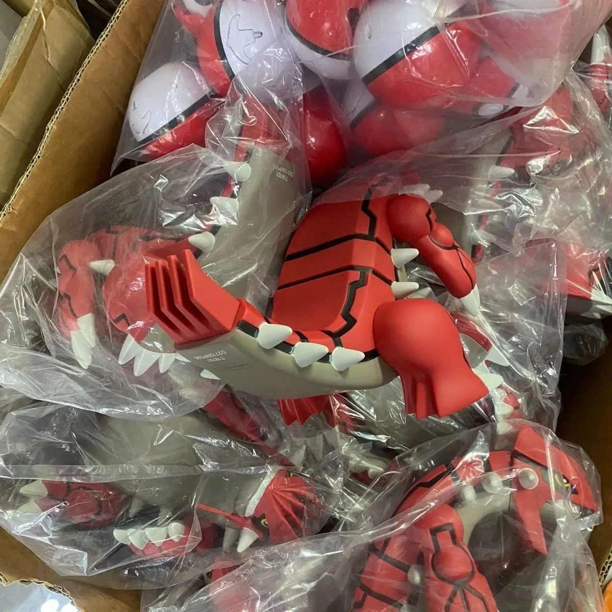 Origianl 20cm Groudon Anime Figure Legend of The Elves Figure Cute Vinyl Groudon Figurine Statue Model Doll Collection Toys Gift