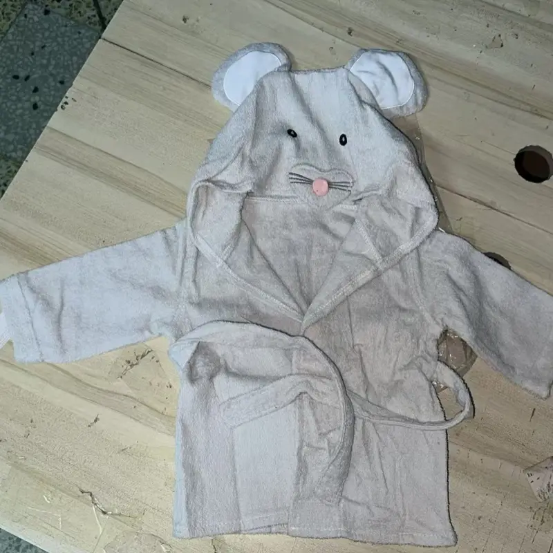 2-6 Y Baby Bathrobe Cartoon Hoodies Girl Boys Sleepwear Good Quality Bath Towels Kids Soft Bathrobe Pajamas Kids Beach Towels