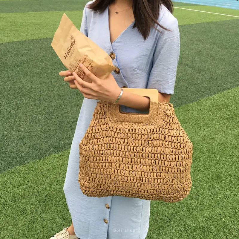 Summer Woven Straw Handbag Female Wooden Handle Bag Large Capacity Travel Beach Bag Fashion Style Totes Hollow Out Tote Bolsa