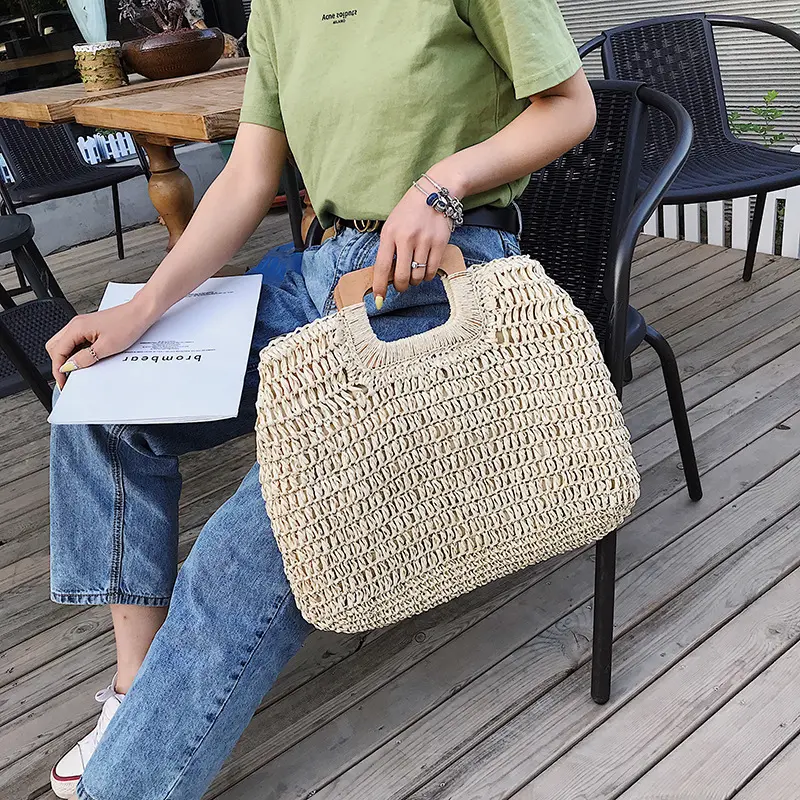 Summer Woven Straw Handbag Female Wooden Handle Bag Large Capacity Travel Beach Bag Fashion Style Totes Hollow Out Tote Bolsa