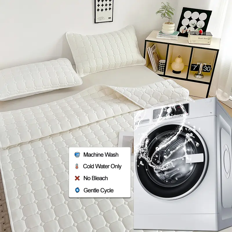 No-Slip Waterproof Mattress Cover - Anti-Mite & Breathable Mattress Protector, Thick Fitted Sheet, Elastic Corner Straps