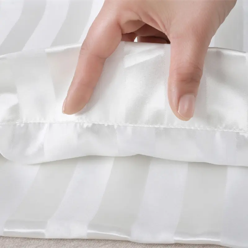 Luxury Satin Stripes Pillowcase Queen Soft Comfortable High End Pillow Cover King Size Jacquard Pillow Case Home Pillow Covers