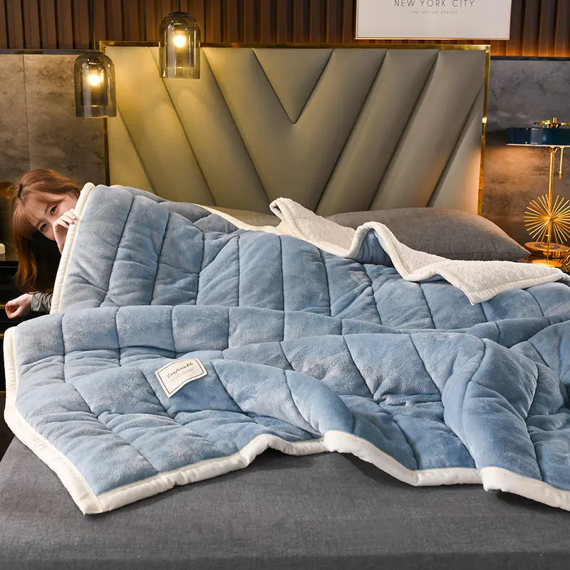 Coral Fleece Autumn Winter Warm Blankets for Bed 3 Layers Thicken Flannel Blanket Quilt Soft Comfortable Warmth Quilts Washable