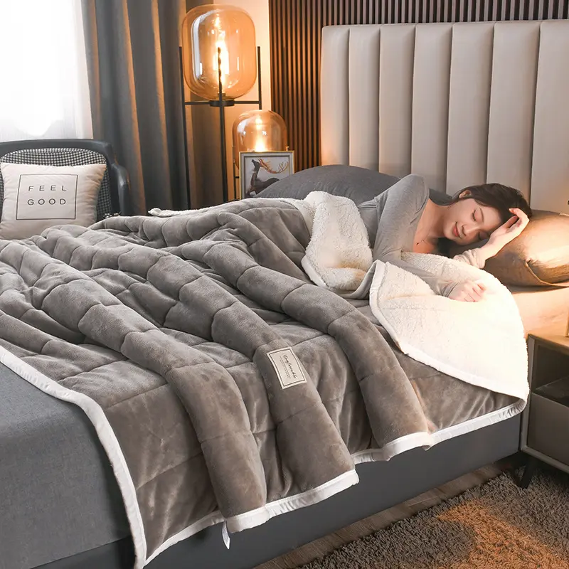Coral Fleece Autumn Winter Warm Blankets for Bed 3 Layers Thicken Flannel Blanket Quilt Soft Comfortable Warmth Quilts Washable