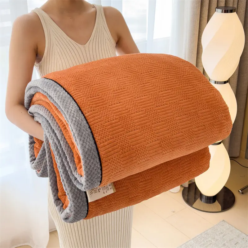 Carved Velvet Blanket Autumn Winter Warm Sofa Blanket Soft Comfortable Warmth Bed Blankets Throw Fluffy Breathable Bed Sheets