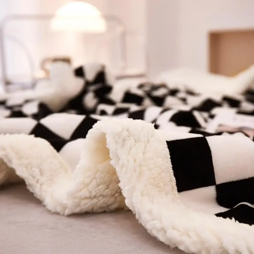 2024 New Checkerboard Printed Lamb Fleece Blanket Cover Blanket Series