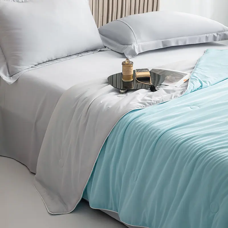 Cooling Blanket for Bed Silky Air Condition Comforter Lightweight Cooled Summer Quilt with Double Side Cold & Cooling Fabric