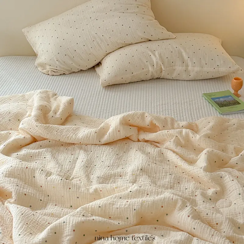 3Pcs Colorful Polka Dot Floral Summer Thin Quilt Set with Pillowcases, Cotton Double-Layer Gauze Skin Friendly Soft Quilt