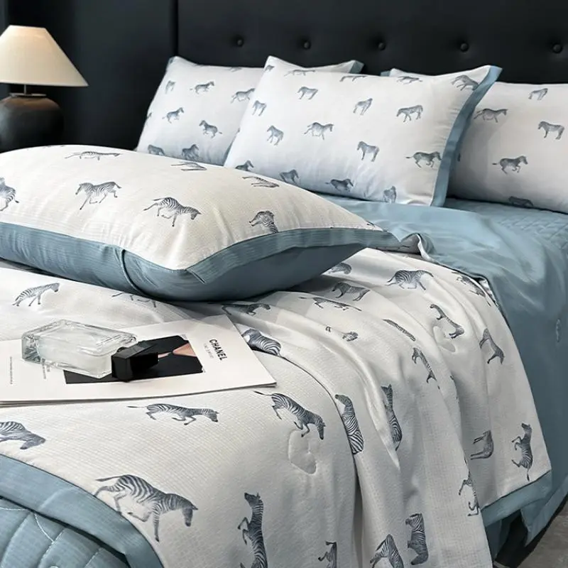 4Pcs Ice Soft Silk Summer Quilt Set with Sheets Pillowcases, Washable Summer Cool Air Conditioner Thin Blanket Quilt