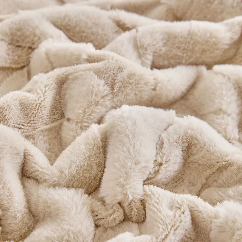 Banana Leaf Jacquard Faux Rabbit Fur Blanket Double Layer Lamb Bedspread for Home Office Skin Friendly Warm Sofa Throw Blankets