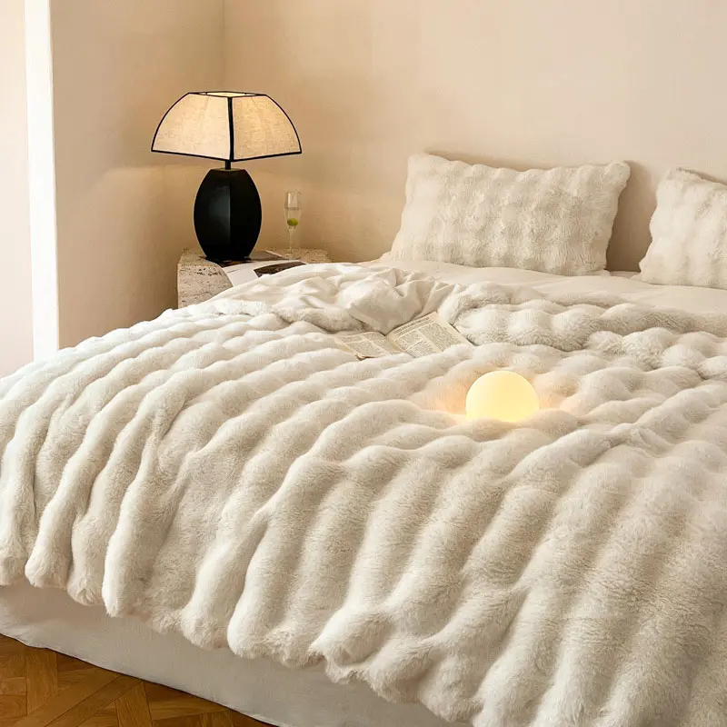 Tuscan Faux Rabbit Fur Winter Warm Blankets for Beds High End Thicken Plush Throw Blanket Soft Comfortable Warmth Sofa Blanket