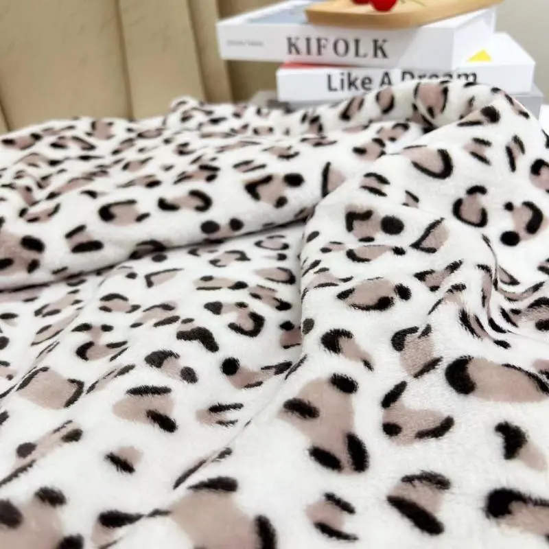 Summer Autumn Leopard Print Warm Blankets Dormitory Office Napping Blankets Sofa Air Conditioning Room Blankets