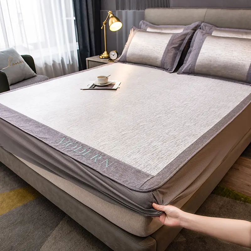 Luxury Summer Fitted Bed Sheet and Pillowcase Breathable and Cooled Summer Bed Pad Soft Silky Cooling Feeling Mattress Covers