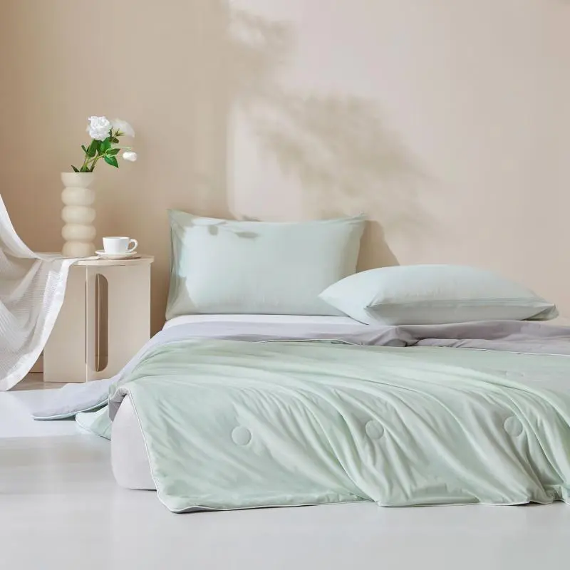 A-Class Ice Cream Quilt, Cool Feeling Silk Summer Thin Quilt, Air Conditioning Quilt, Single Double Dormitory Blanket