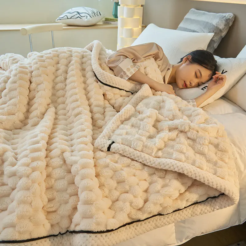 Velvet Warm Sleeping Blanket Soft Comfortable Skin Friendly Coral Fleece Blankets For Bed Cozy Thicken Autumn Winter Blanket