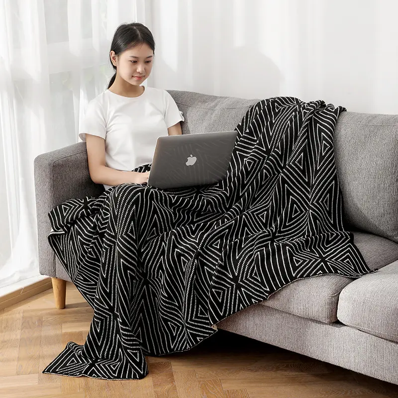 Knitted Triangular Pattern Thin Blanket for Spring Autumn Nordic Cozy Sofa Cover for Office Living Room Versatile Shawl Cushion