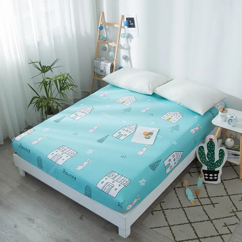 Strawberry Printed Soft Skin Friendly Bed Sheets Queen with Elastic Band Mattress Protector Fitted Sheet Comfortable Bed Linens
