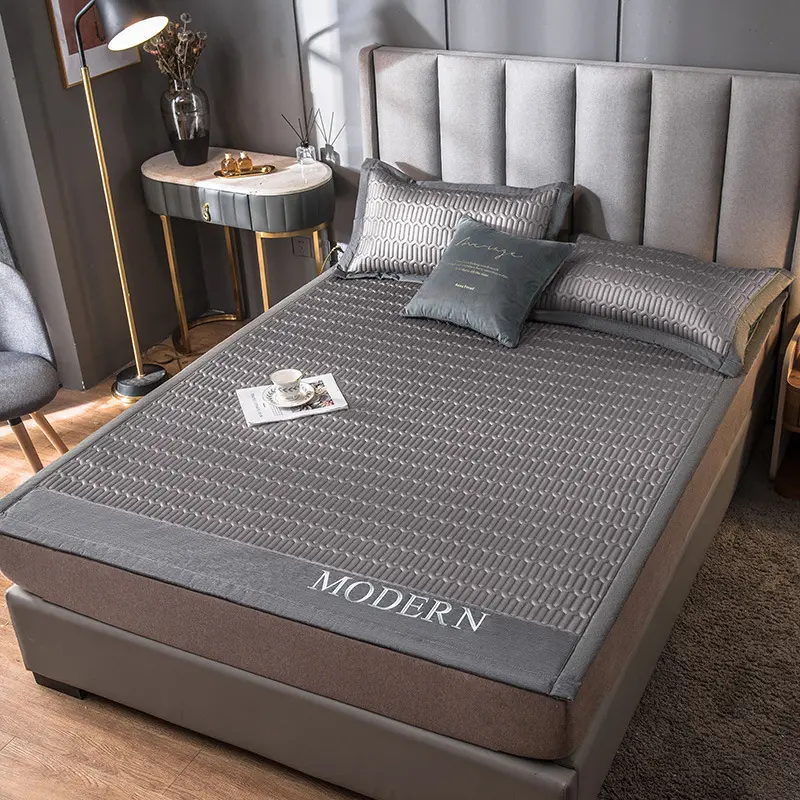 Modern Natural Thai Latex Bed Mat for Summer Cool Feel Rayon Summer Mats Thicker Foldable Cooling Mat Queen Washable Bed Pad