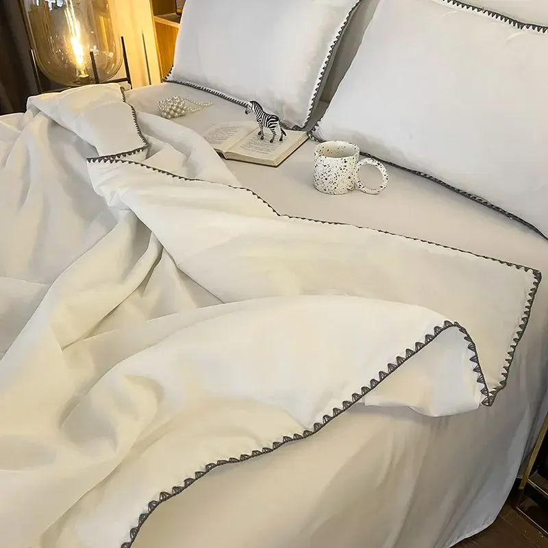 Embroidery Spring Summer Thin Comforter Soft Skin Friendly Breathable Cooling Blanket for Bed Washable Queen Quilt Single Double