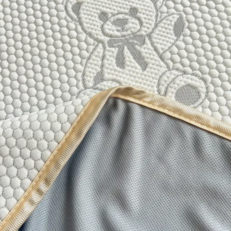 Summer Ice Bean Cooling Mat Fitted Sheet Little Bear Jacquard Breathable Bed Cover Wear-Resistant Air Conditioning Soft Pad